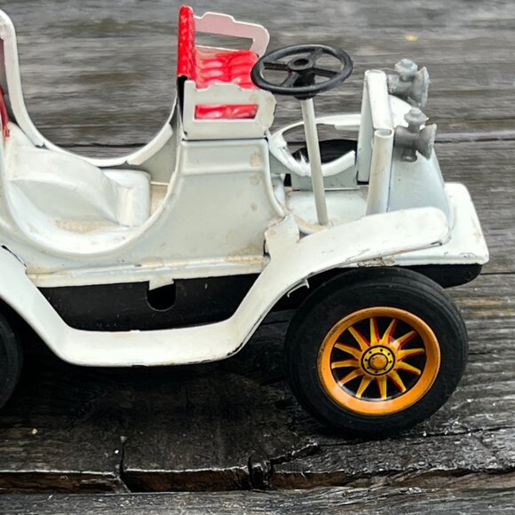 Vintage Bandai Japan Tin Toy Push Friction Car Sign of Quality - Picture 9 of 12